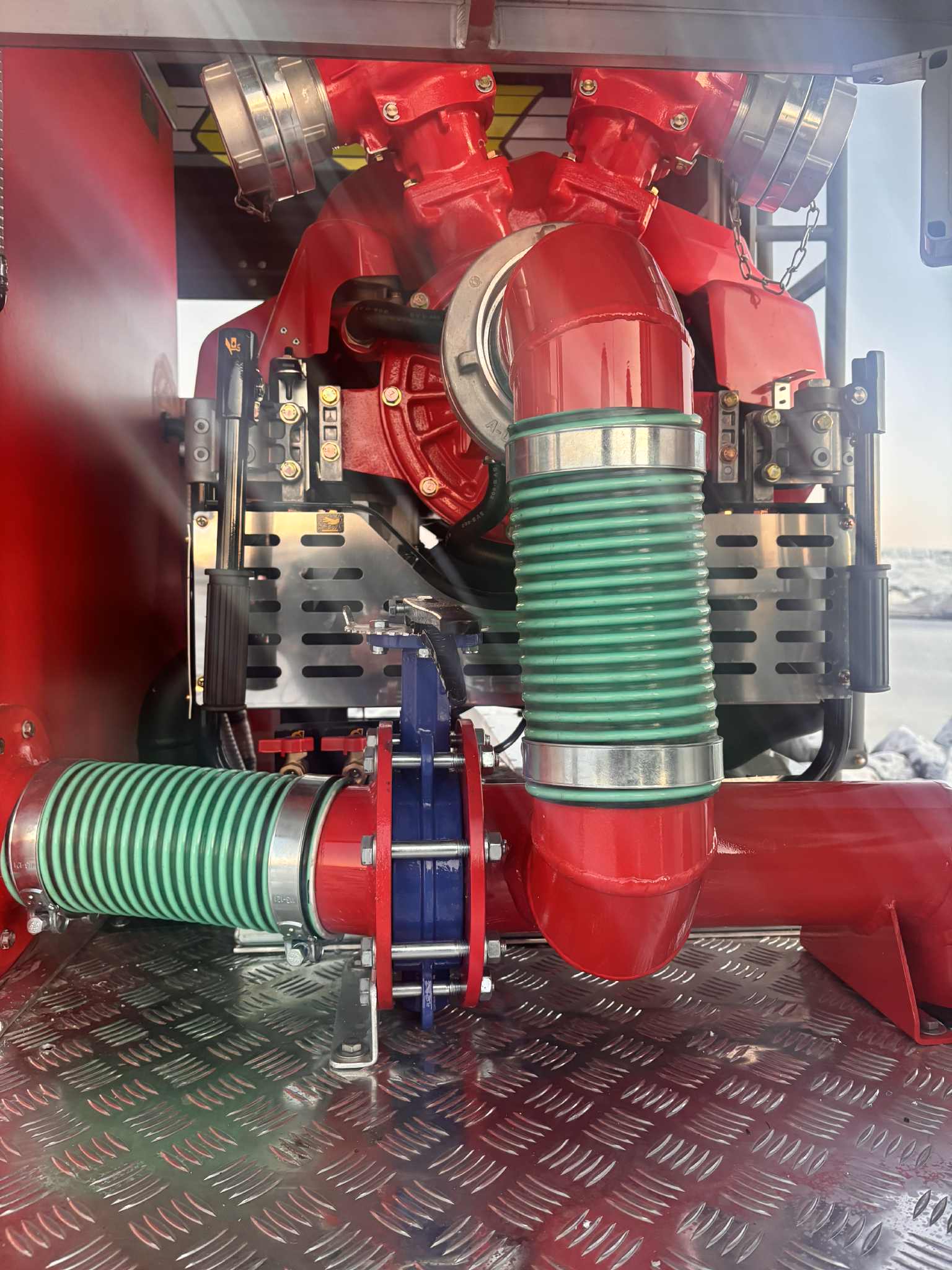 Undanfara og slökkvibifreið