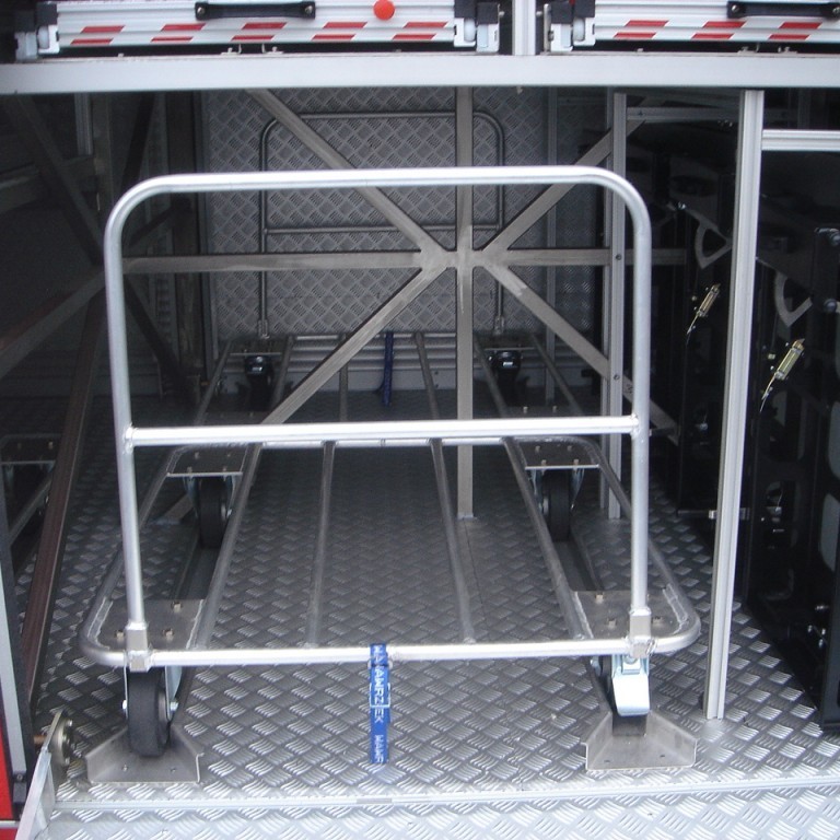 Vagn undir Trelltent tjald