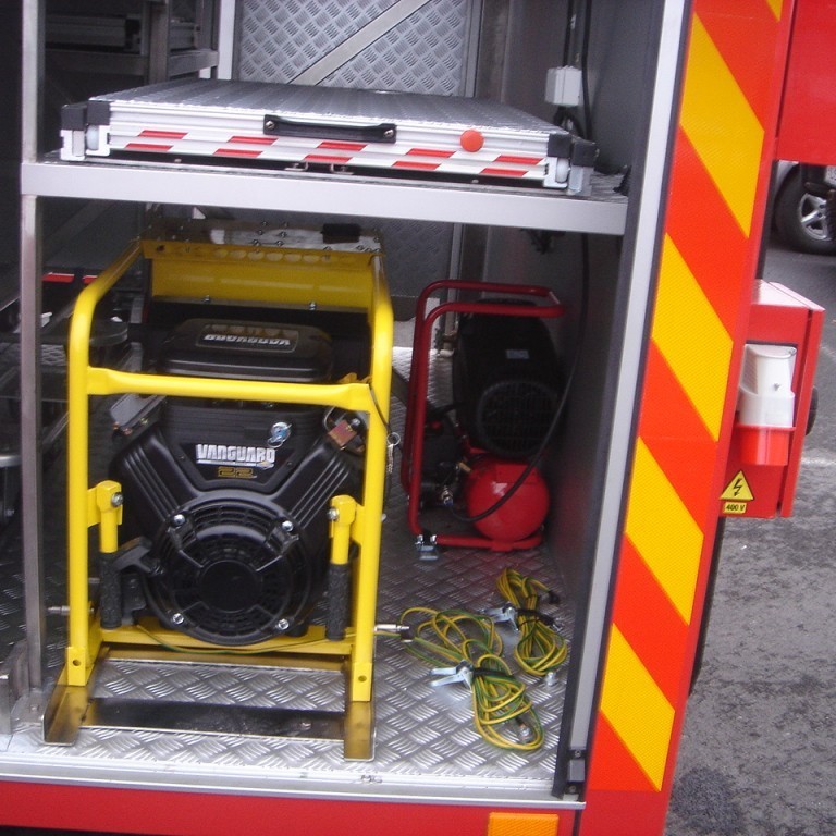 13 kW rafstöð í sleða