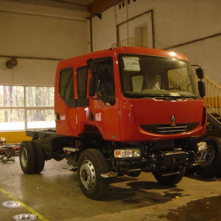 Renault Midlum