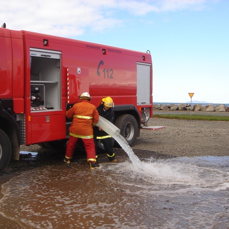 Lokað fyrir