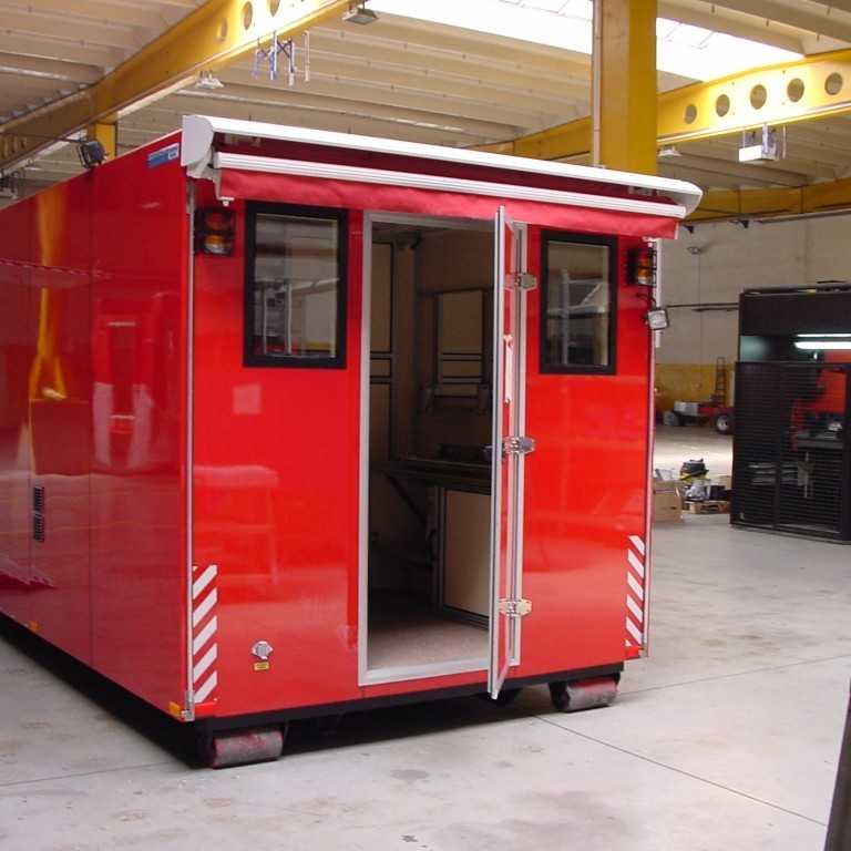 Stjórnstöðvagámar