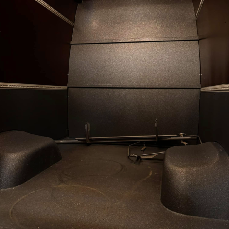 Áhafnar- og flutningsbifreið Brunavarna Suðurnesja