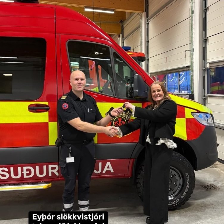 Áhafnar- og flutningsbifreið Brunavarna Suðurnesja