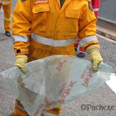 Packexe SMASH® varnarfilma til að auðvelda störf við klippi og björgunarvinnu