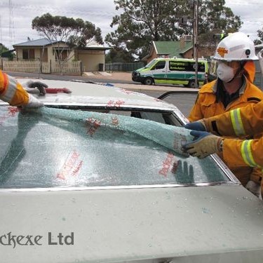 Packexe SMASH® varnarfilma til að auðvelda störf við klippi og björgunarvinnu