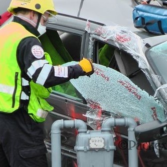 Packexe SMASH® varnarfilma til að auðvelda störf við klippi og björgunarvinnu