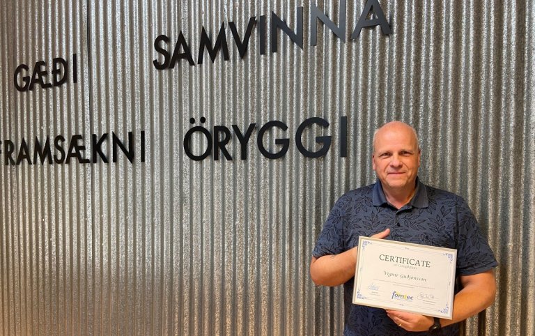 Vottaður sérfræðingur í Fluorine free froðu